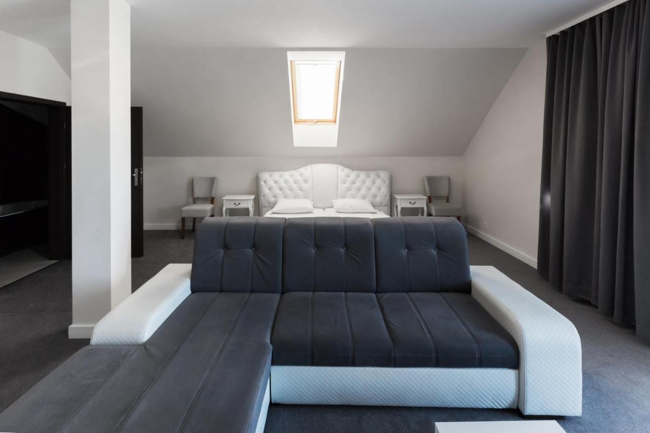Villa Con Amore Slonsk Bagian luar foto